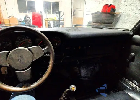 1974 Porsche 911 Targa z USA, uszkodzony, nr VIN 9114111810